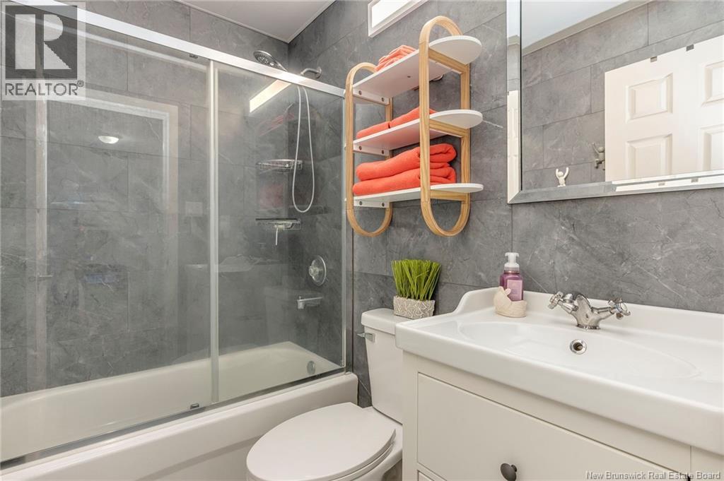 42 Stewart Avenue - 28