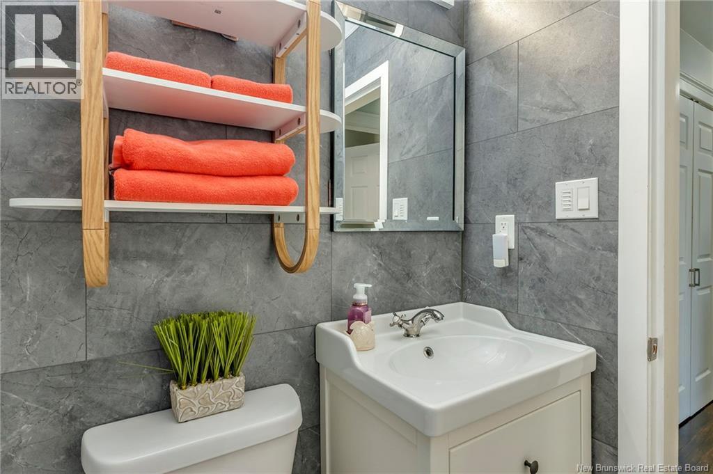 42 Stewart Avenue - 29