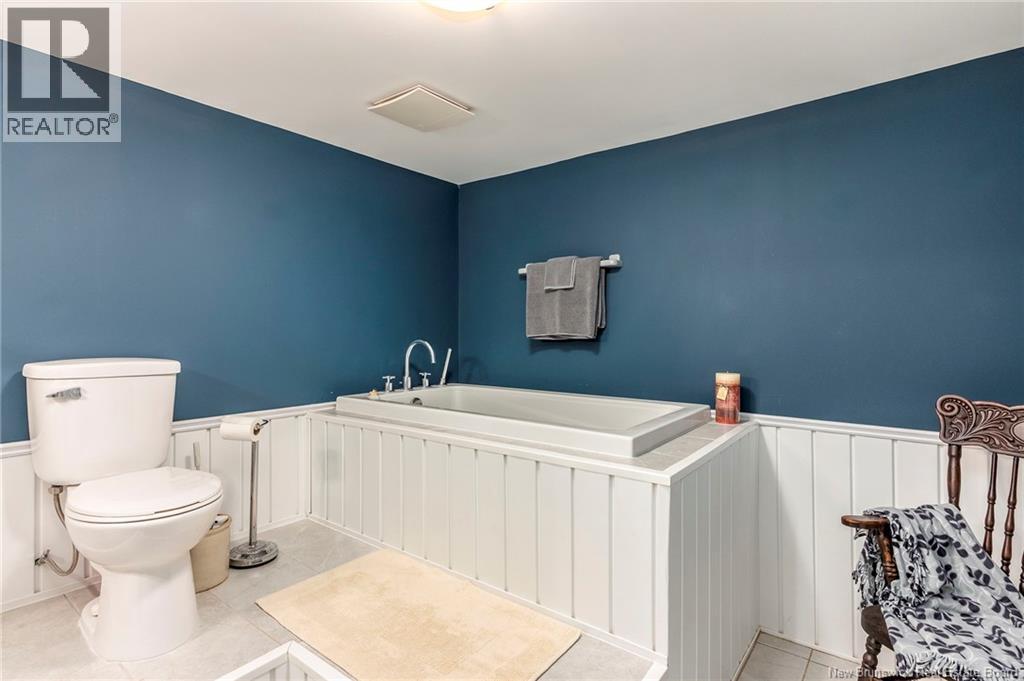 42 Stewart Avenue - 36
