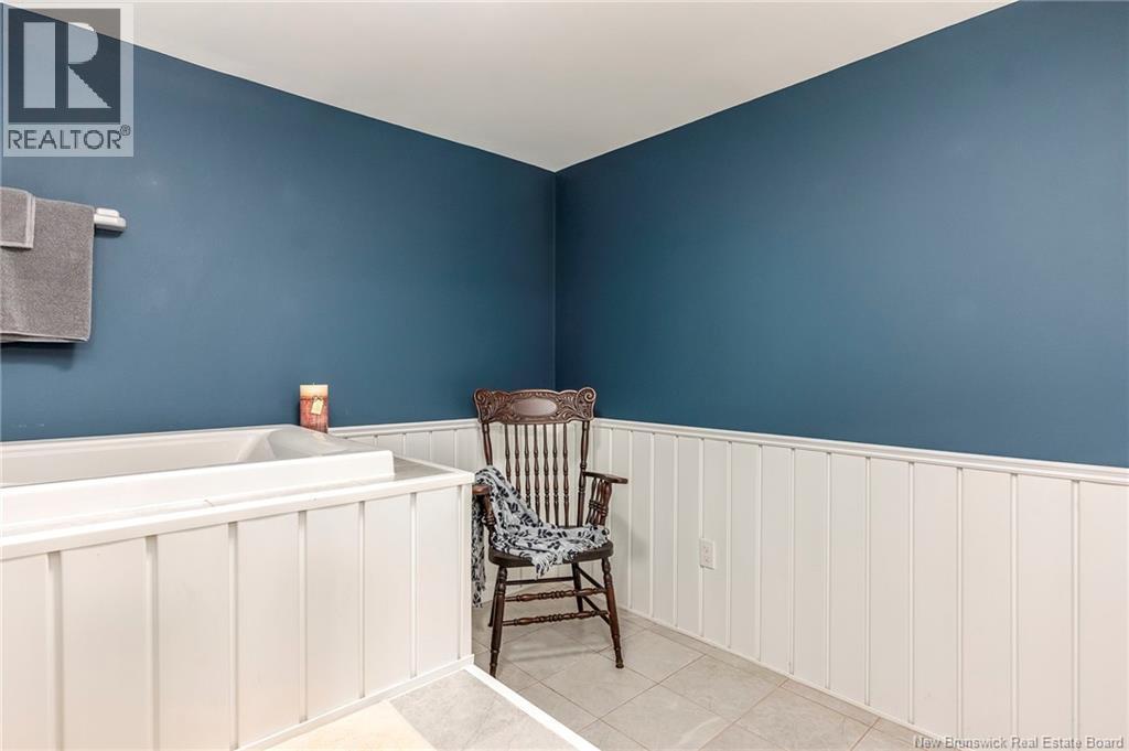 42 Stewart Avenue - 37