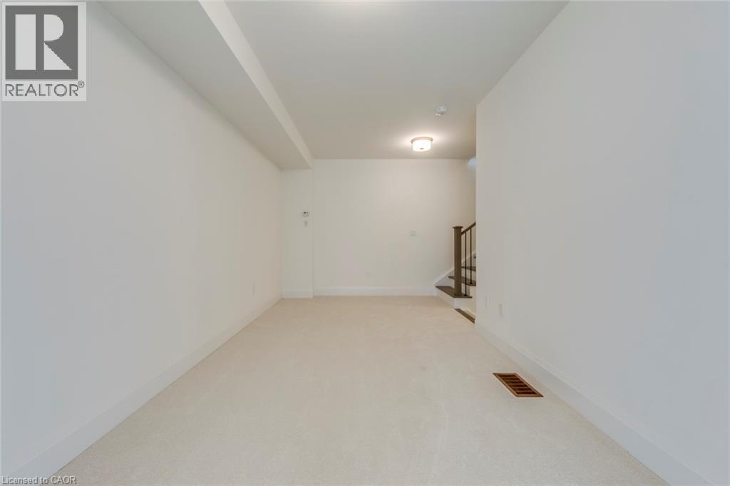 3323 AZAM Way, Oakville, Ontario, L6M5S3 — Photo 5