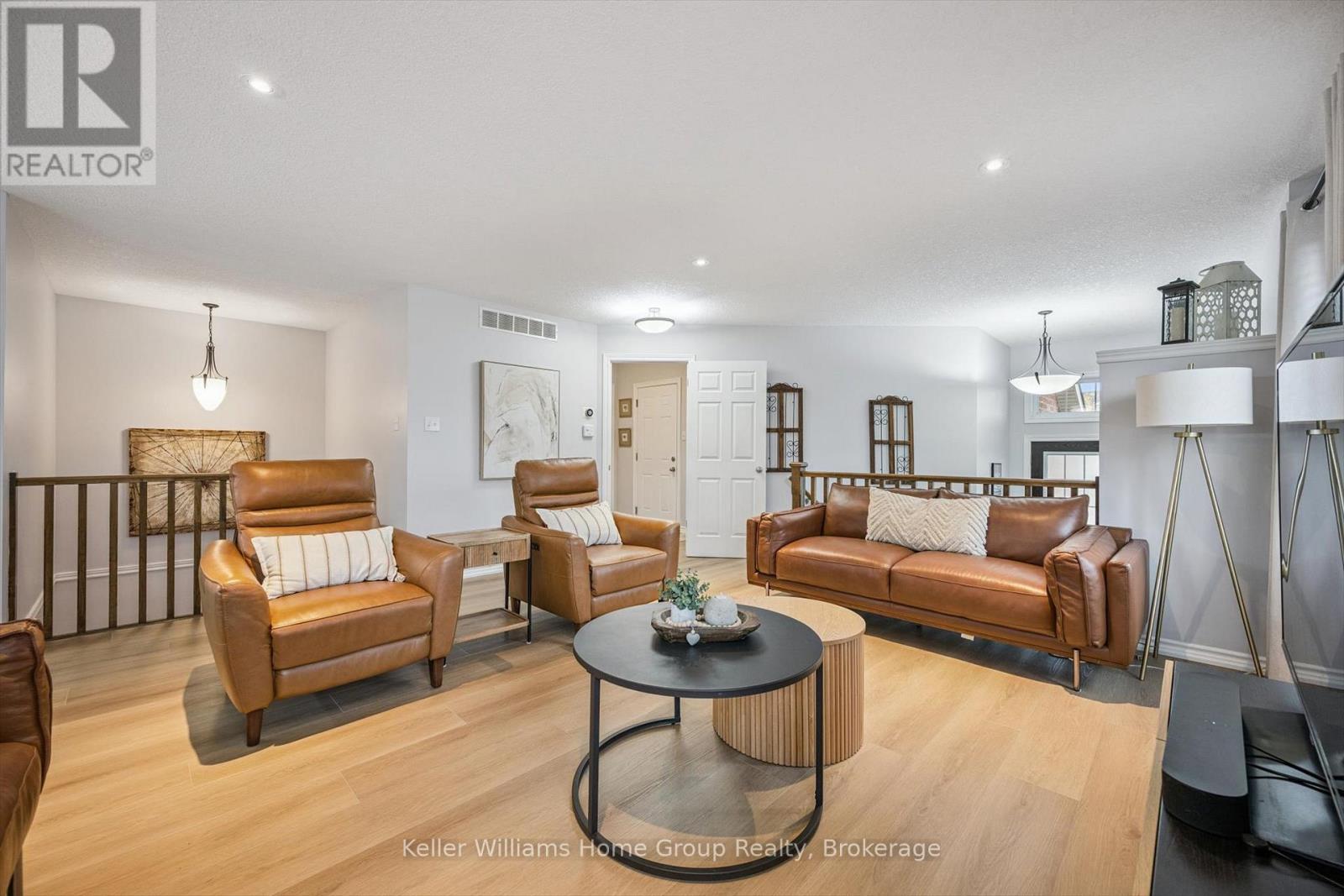 30 STAFFORD STREET - 11
