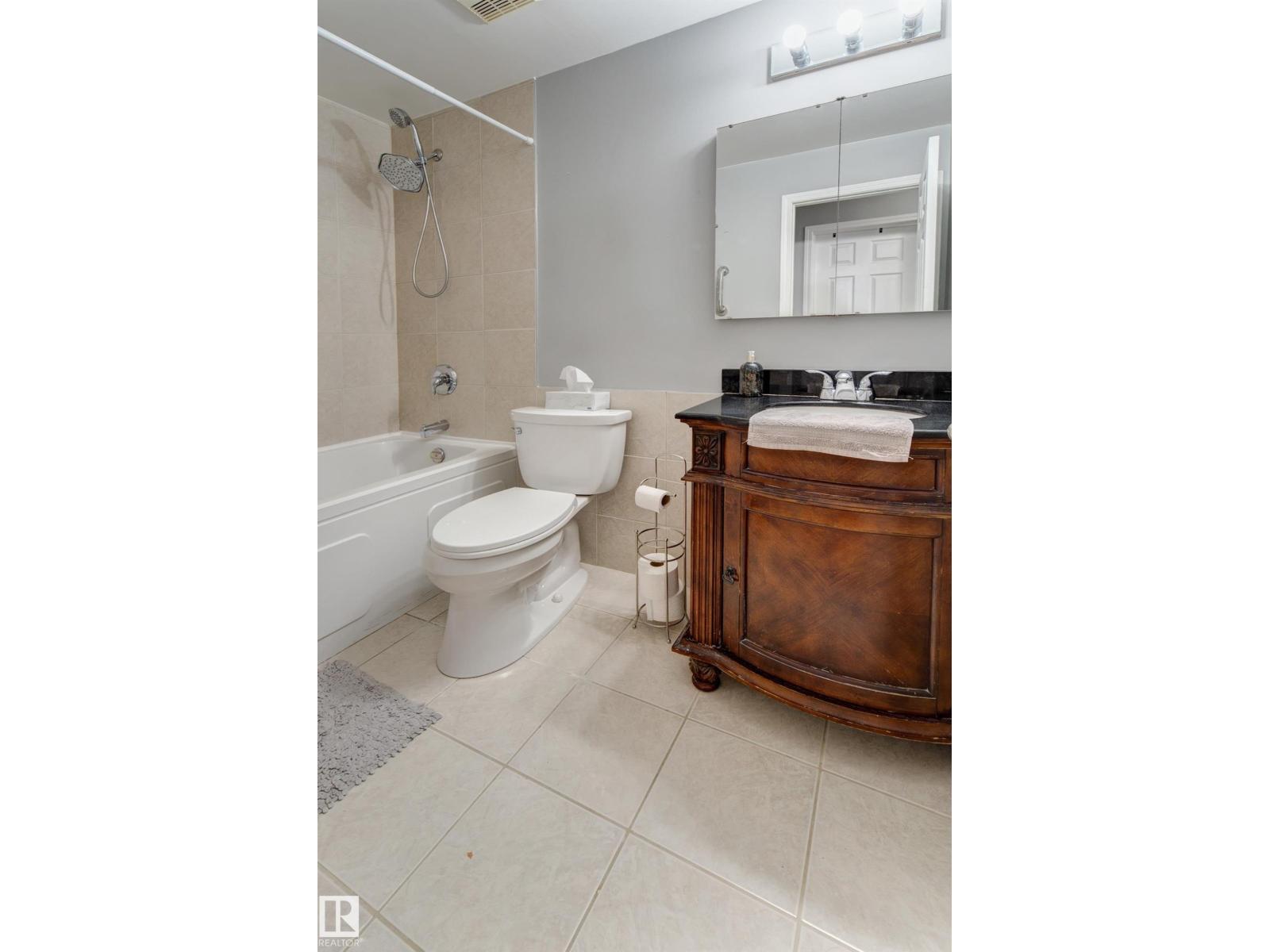 4823 10 AV NW, Edmonton