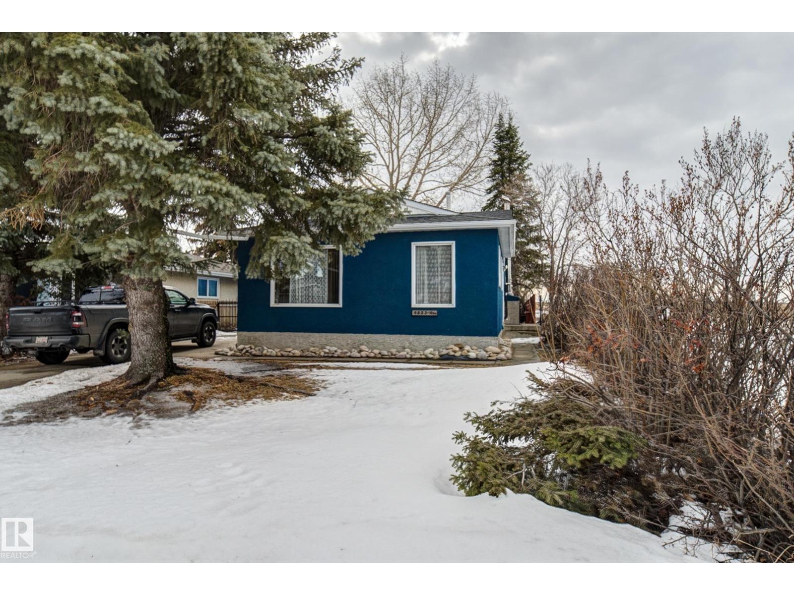 4823 10 AV NW, Edmonton