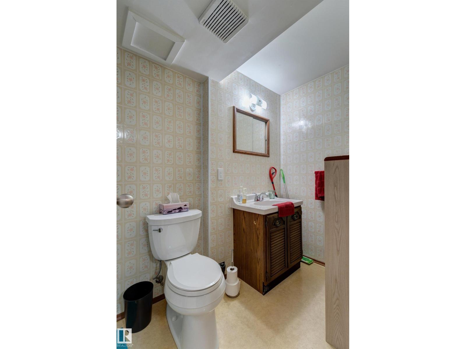 4823 10 AV NW - 29
