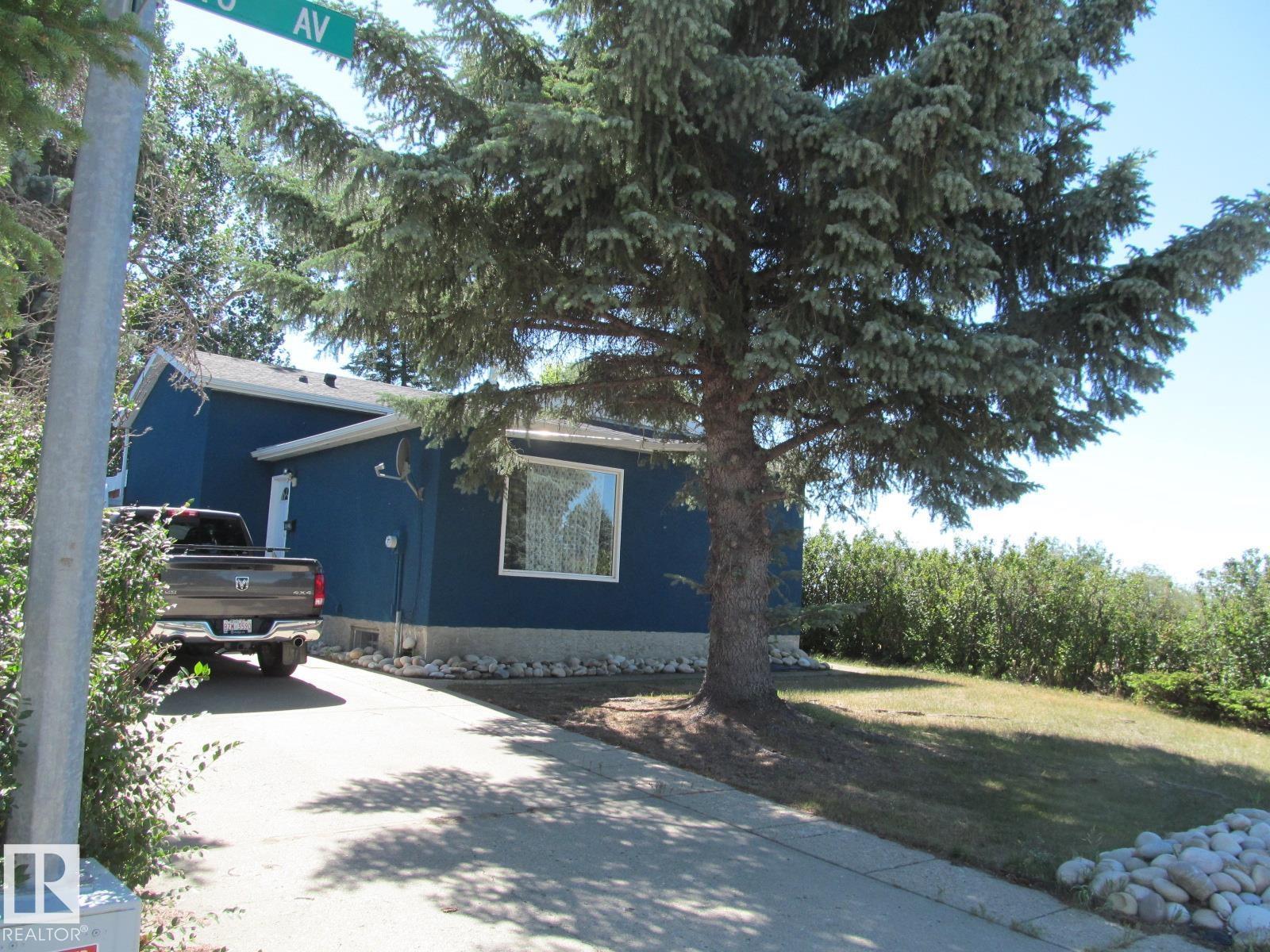 4823 10 AV NW - 37