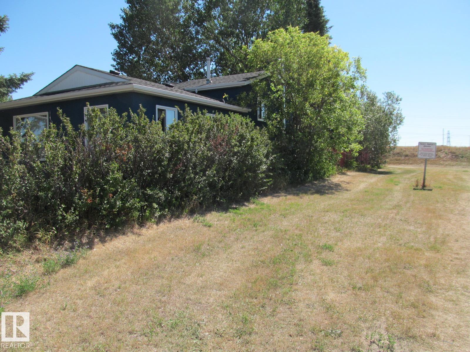 4823 10 AV NW - 39
