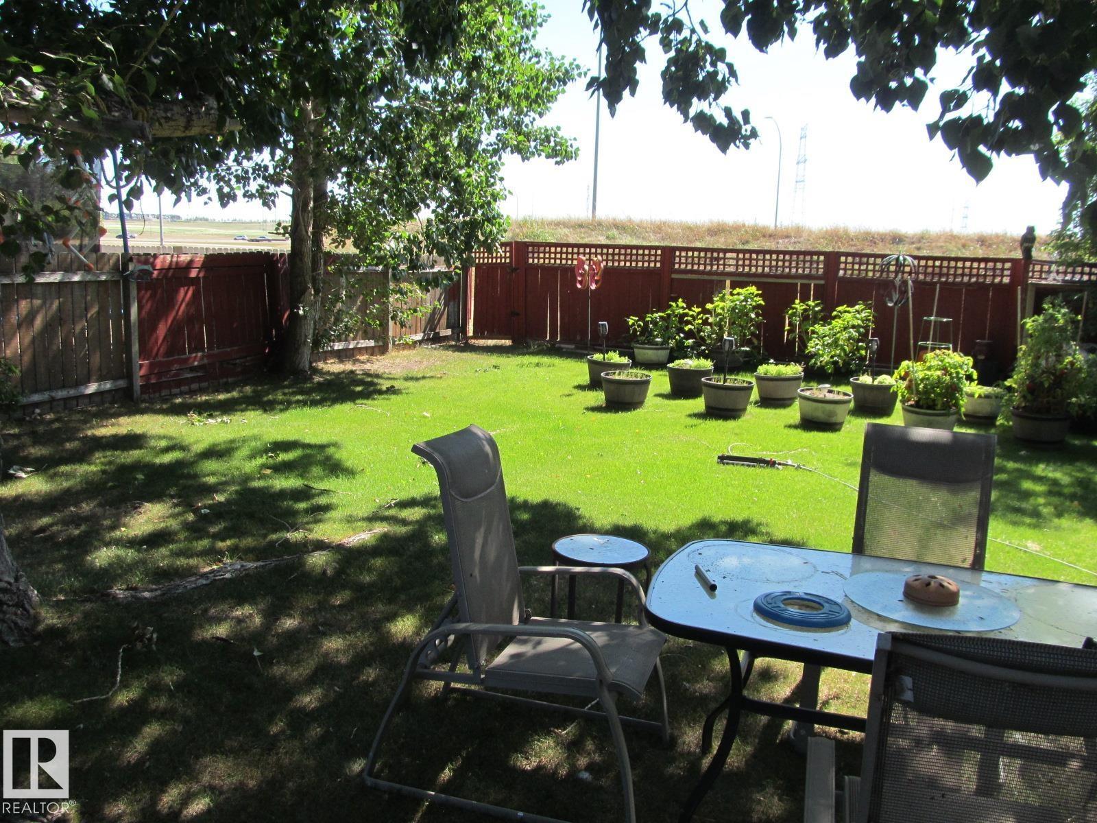 4823 10 AV NW - 45