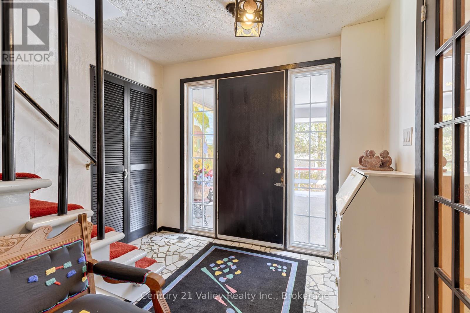 775 PINEGROVE CRESCENT - 25