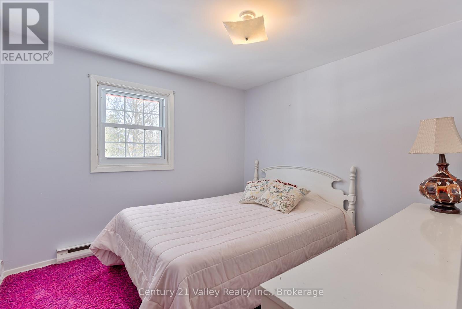 775 PINEGROVE CRESCENT - 36