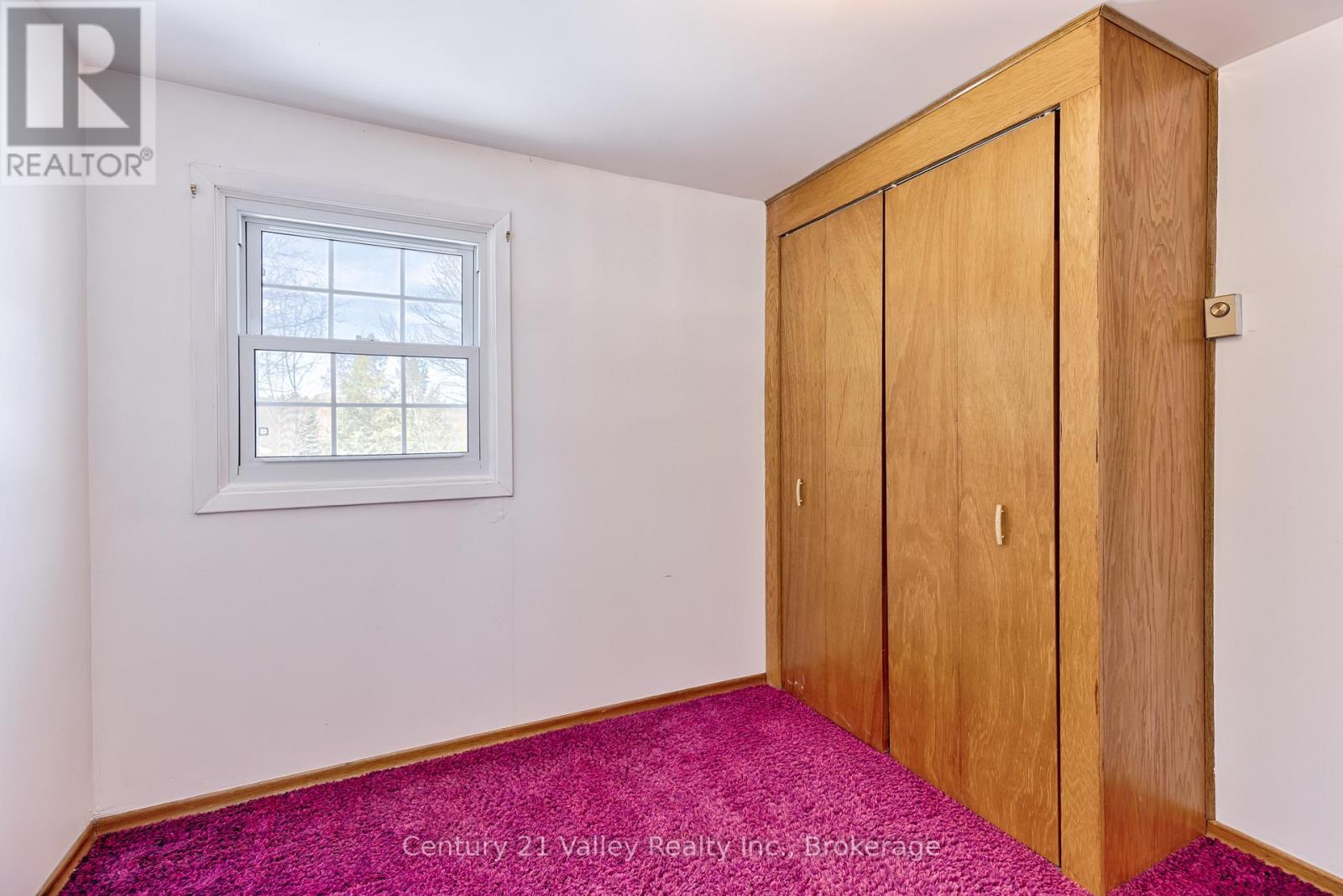 775 PINEGROVE CRESCENT - 37