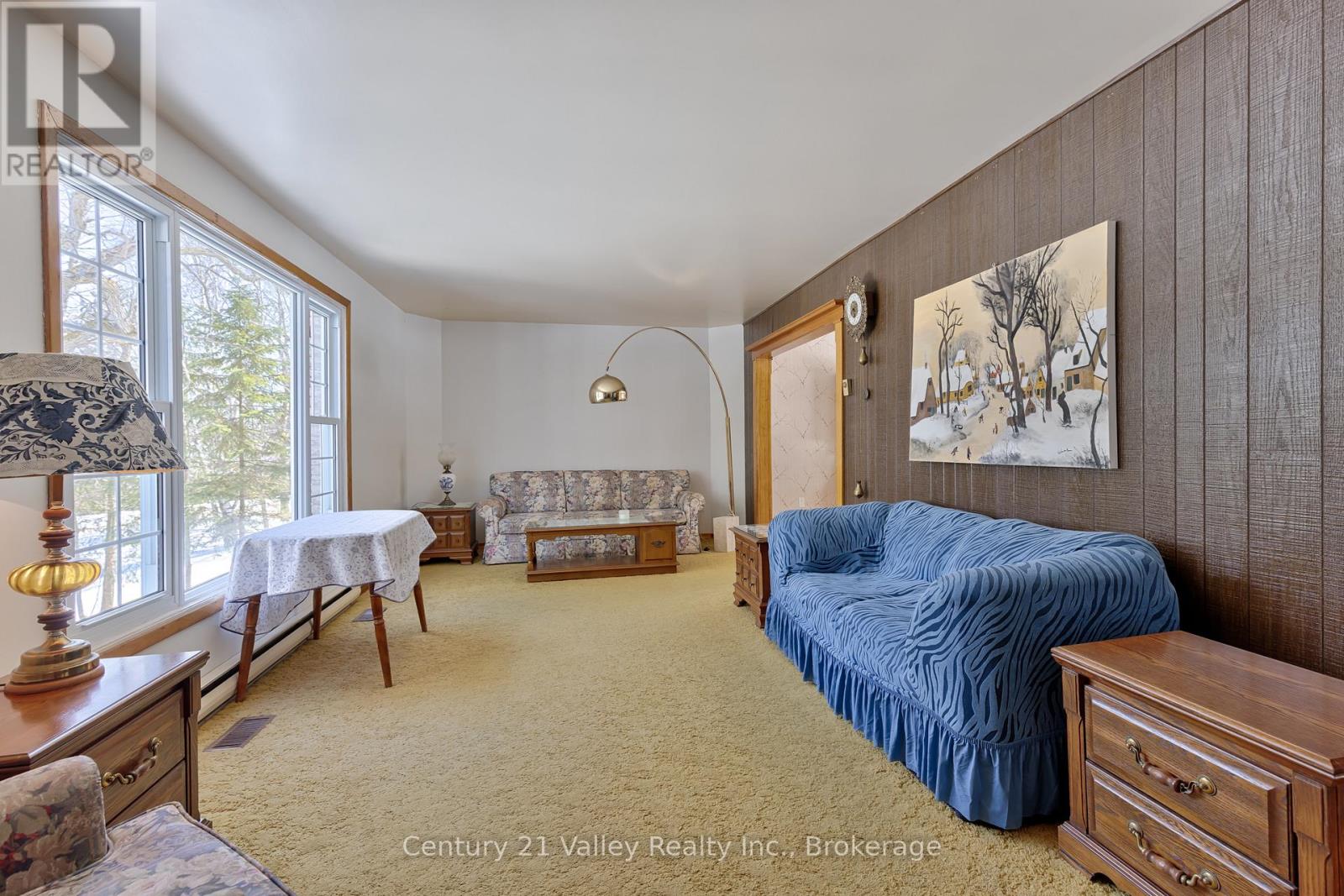 775 PINEGROVE CRESCENT - 9