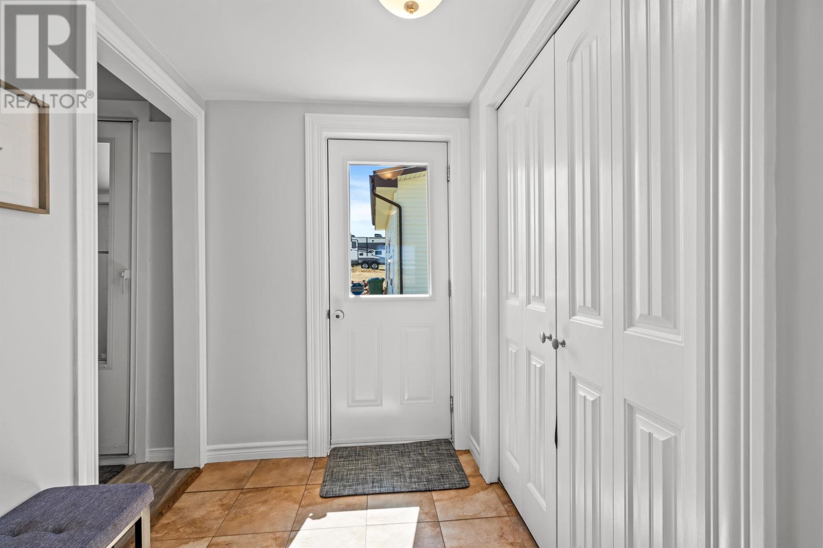 5663 St Peters Road - 17