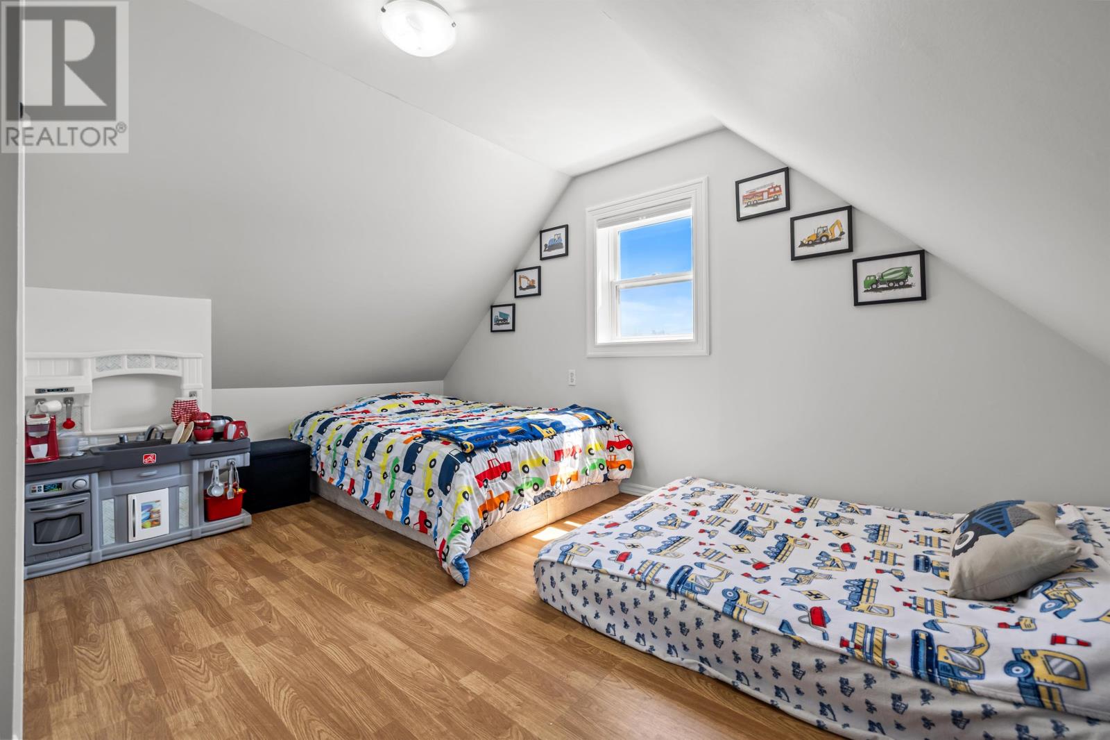 5663 St Peters Road - 29