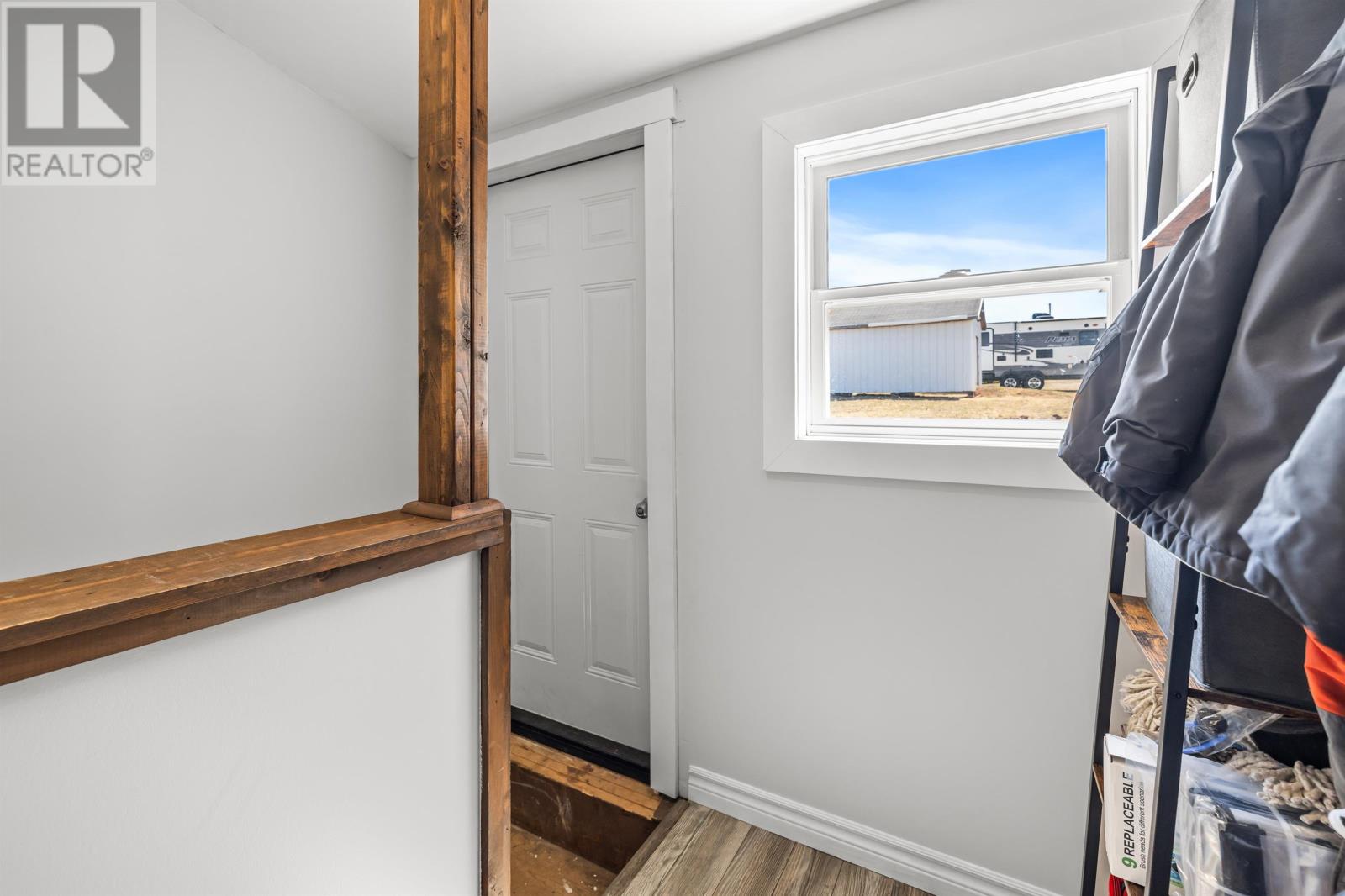 5663 St Peters Road - 31