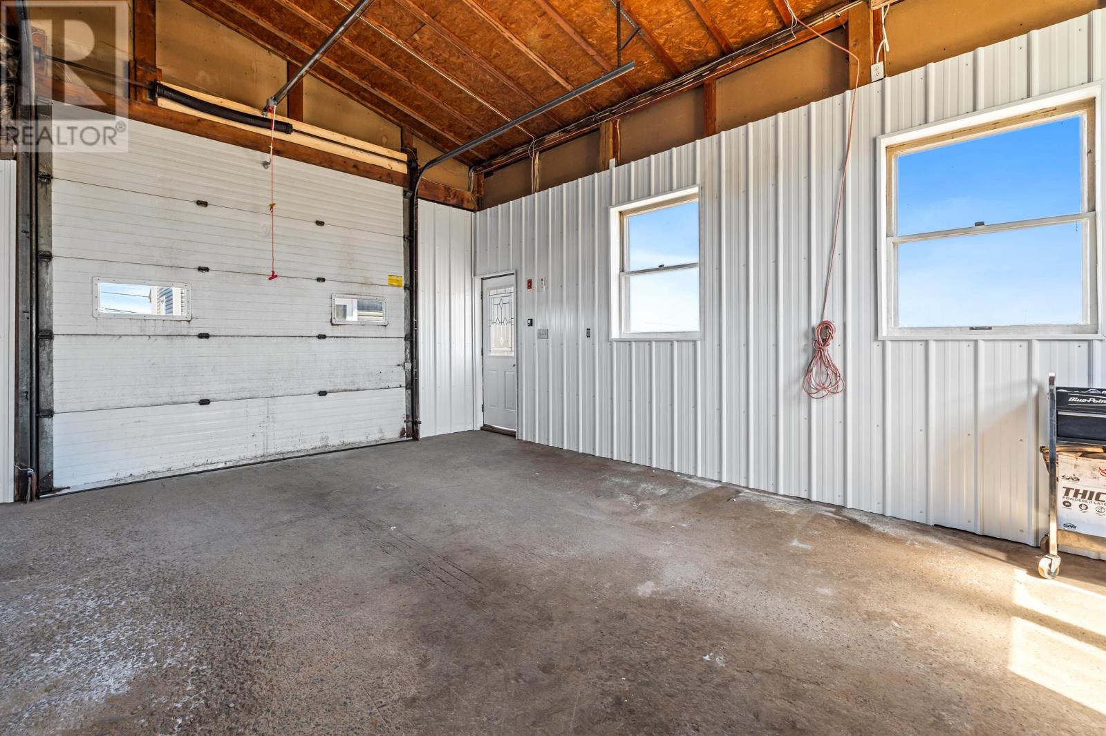 5663 St Peters Road - 38