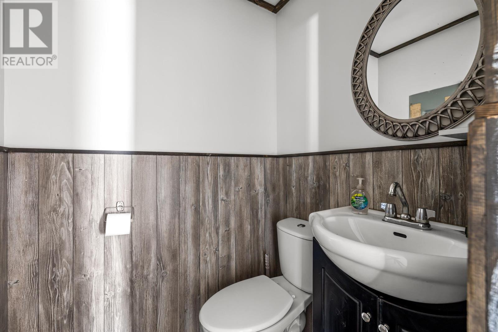 5663 St Peters Road - 43