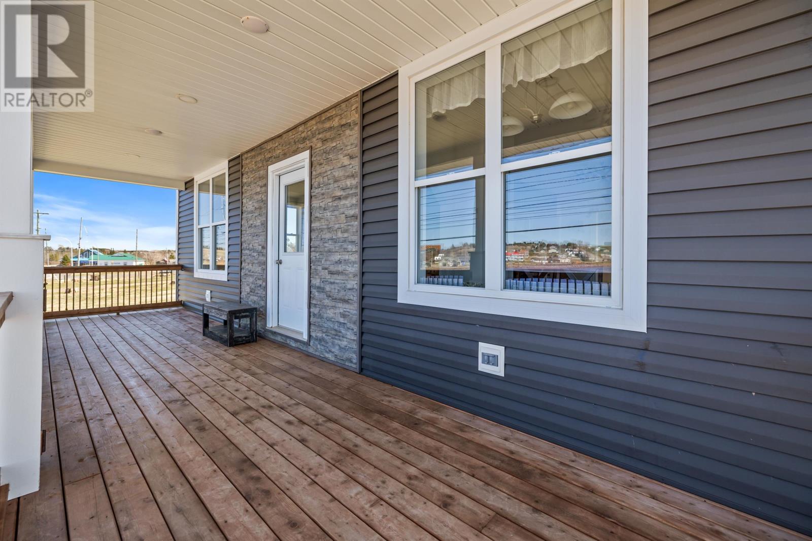 5663 St Peters Road - 7