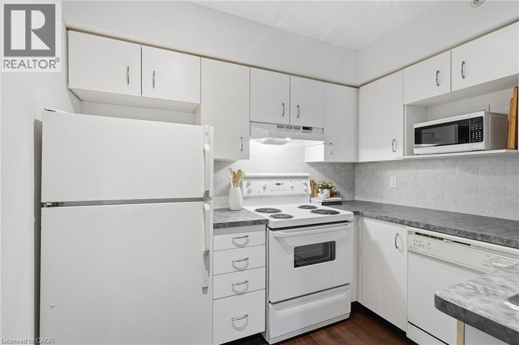 4015 KILMER Drive Unit# 308, Burlington, Ontario, L7M4M4 — Photo 13