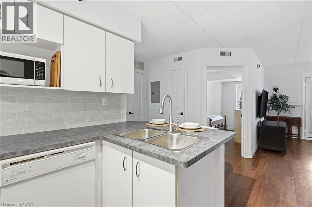 4015 KILMER Drive Unit# 308, Burlington, Ontario, L7M4M4 — Photo 15