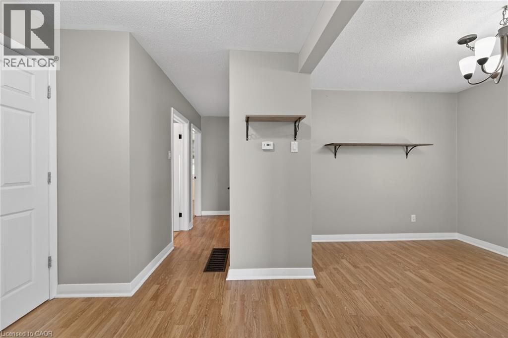 365 EAST 18TH Street, Hamilton, Ontario, L9A4P7 — Photo 16