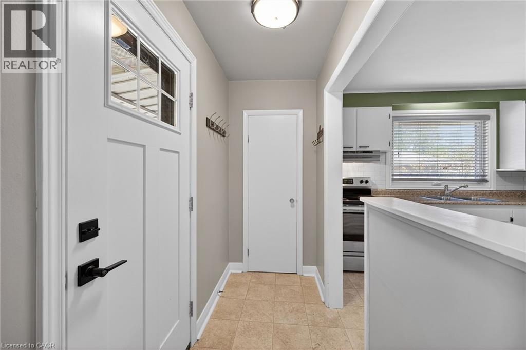 365 EAST 18TH Street, Hamilton, Ontario, L9A4P7 — Photo 4