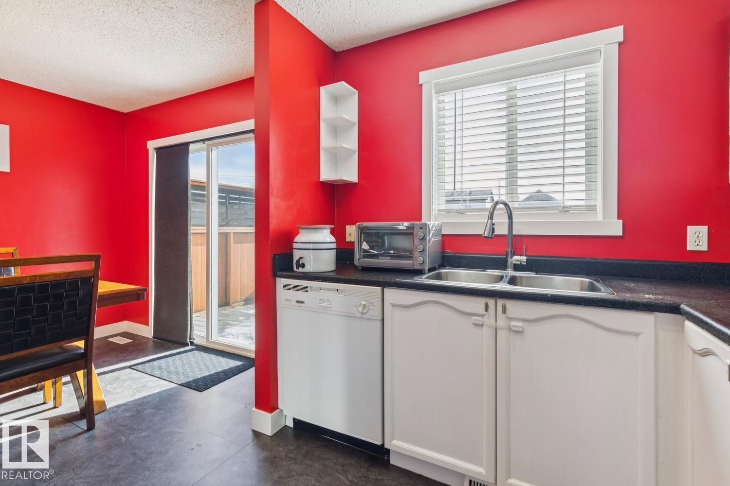 15043 132 ST NW, Edmonton