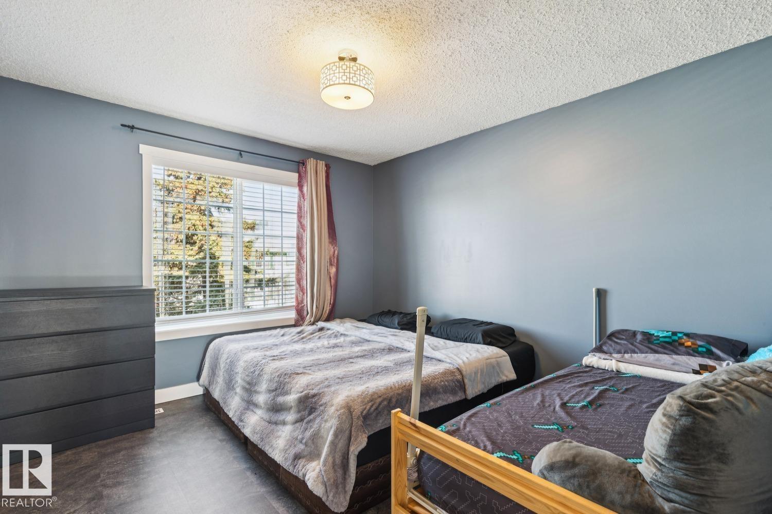 15043 132 ST NW, Edmonton