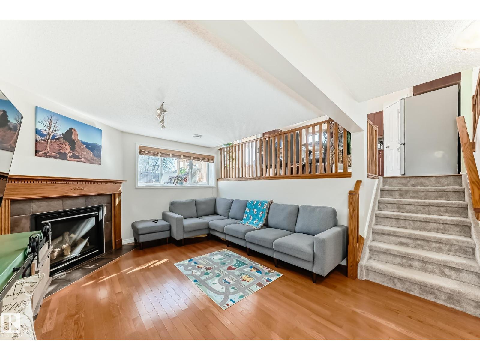 64 LA COSTA FAIRWAY CL, Stony Plain