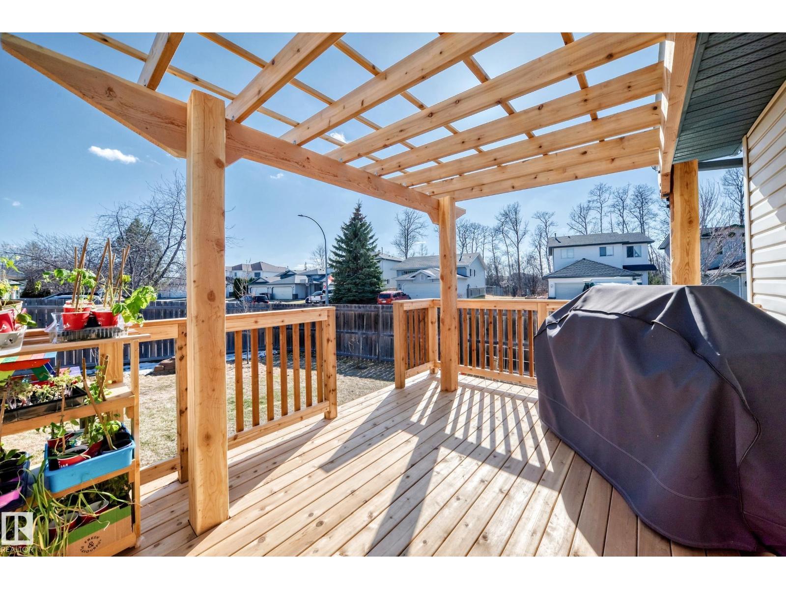 64 LA COSTA FAIRWAY CL, Stony Plain