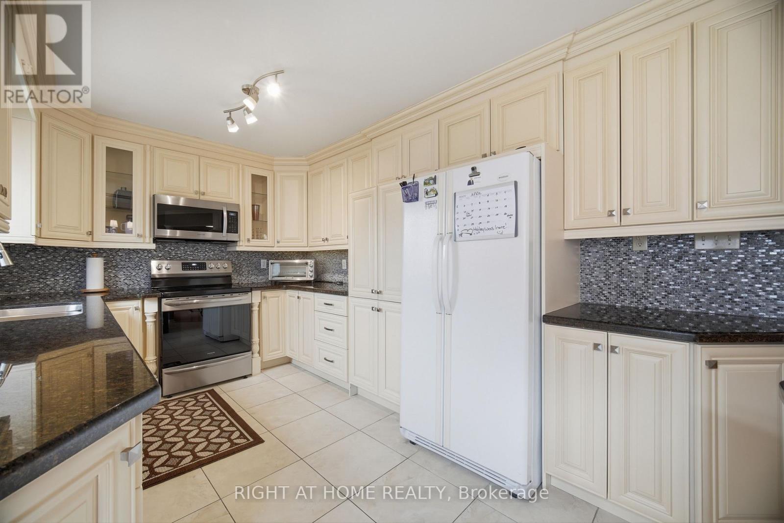 6113 MAPLE GATE CIRCLE - 11