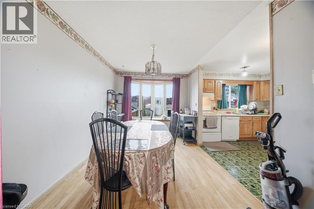 116 GAINSBOROUGH Road - 7