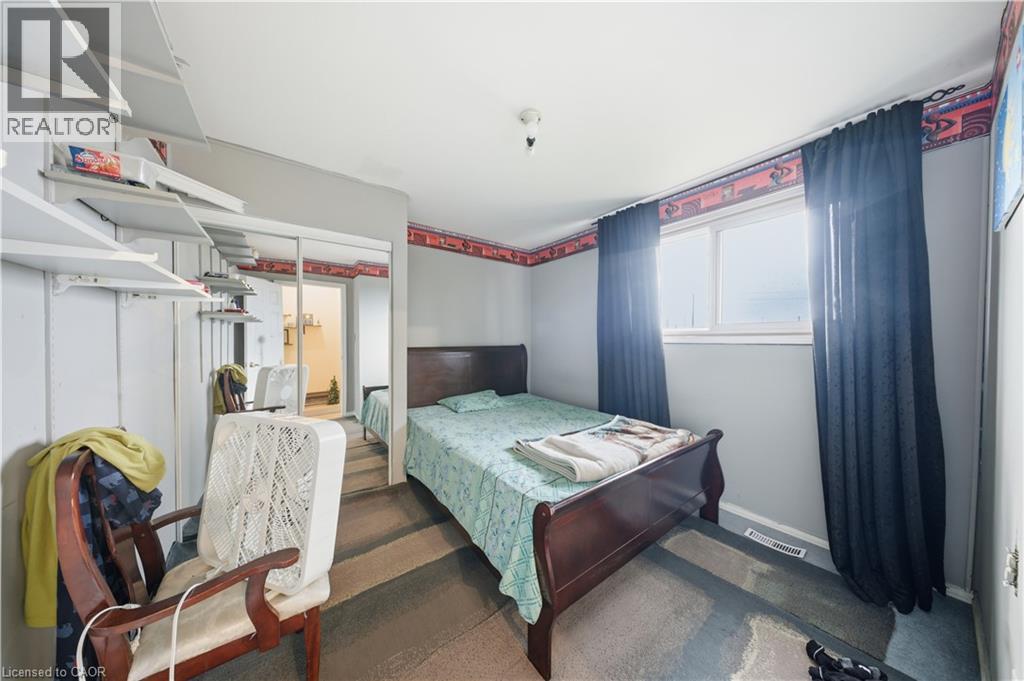 116 GAINSBOROUGH Road - 19