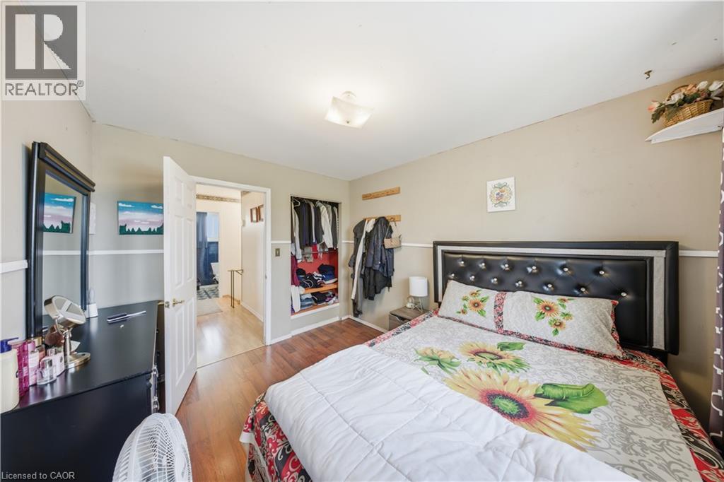 116 GAINSBOROUGH Road - 16