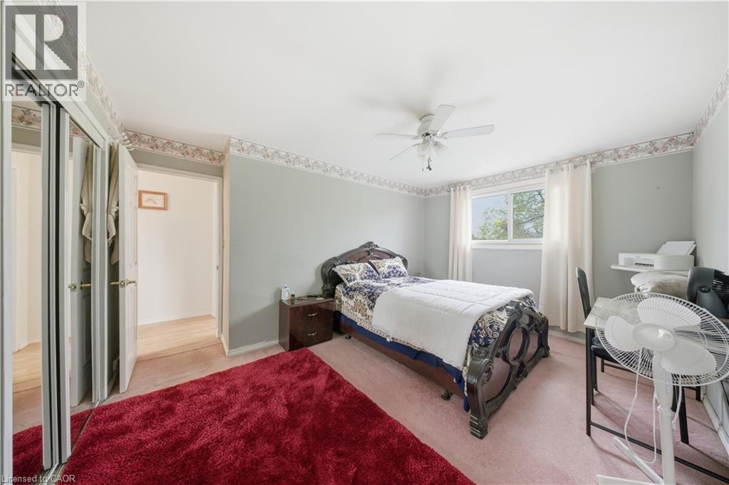 116 GAINSBOROUGH Road - 18