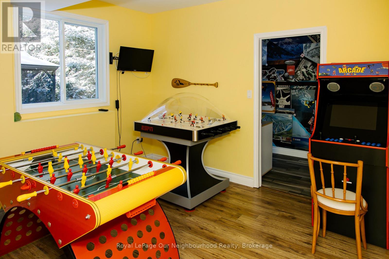 1042 SKI RIDGE TRAIL - 22