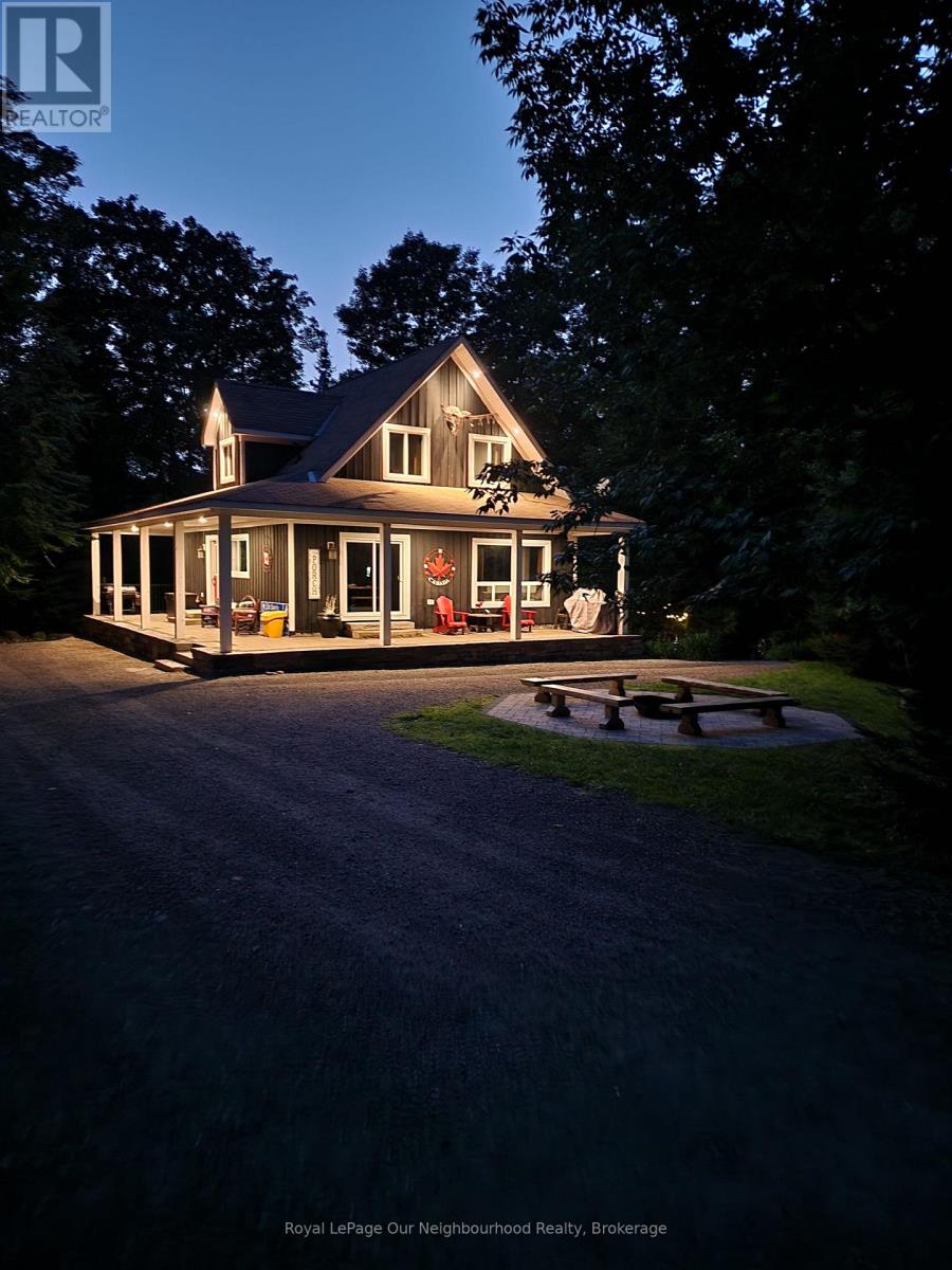 1042 SKI RIDGE TRAIL - 43