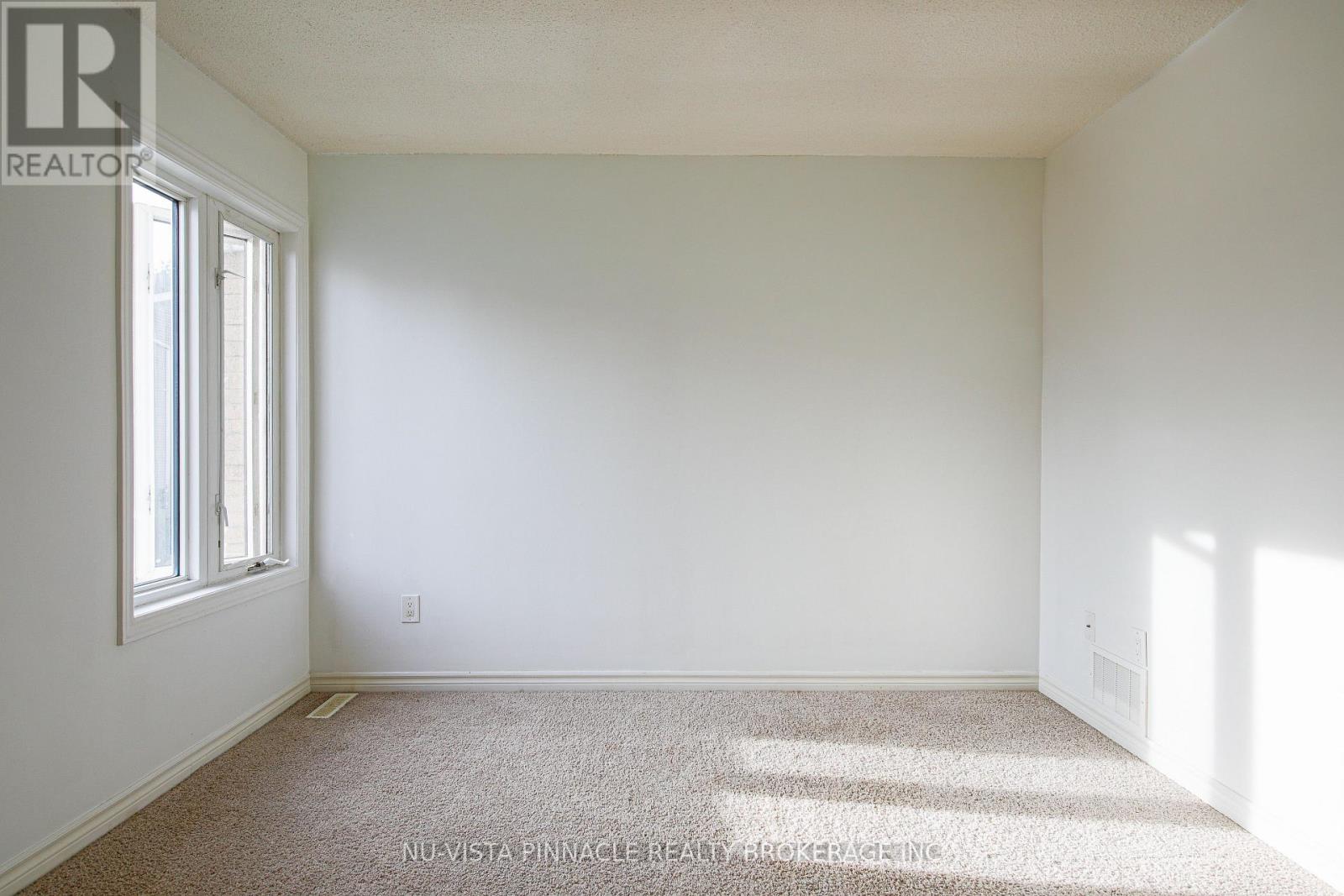 28 - 700 OSGOODE DRIVE