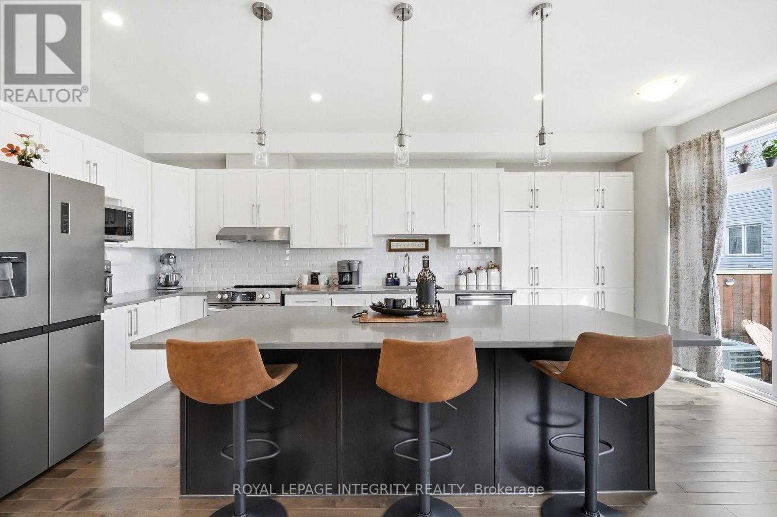 208 MOUNTAIN SORREL WAY - 5