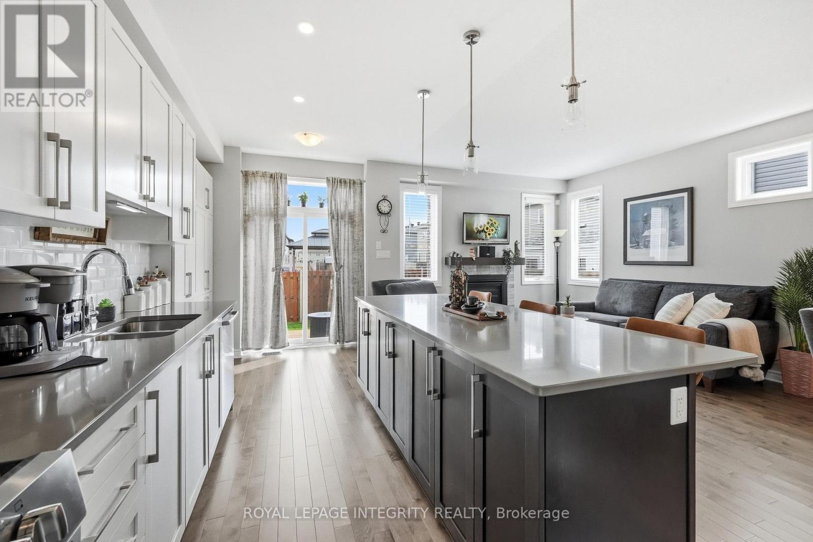 208 MOUNTAIN SORREL WAY - 7