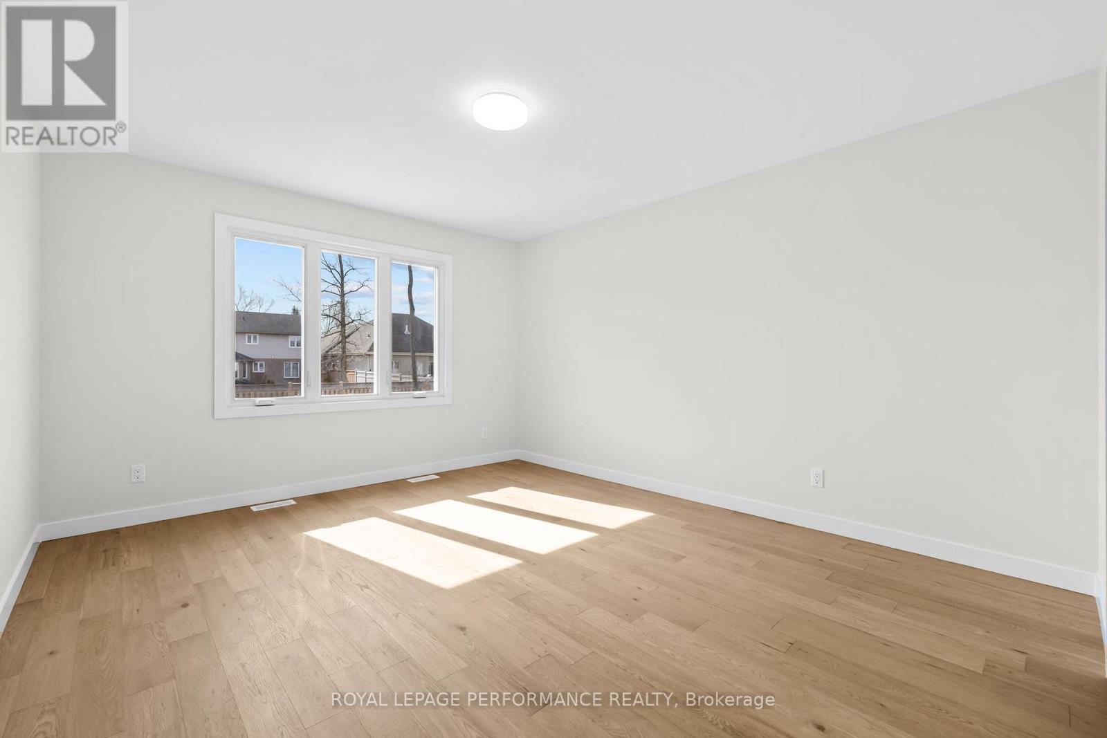 86 MILLE ROCHES ROAD - 18