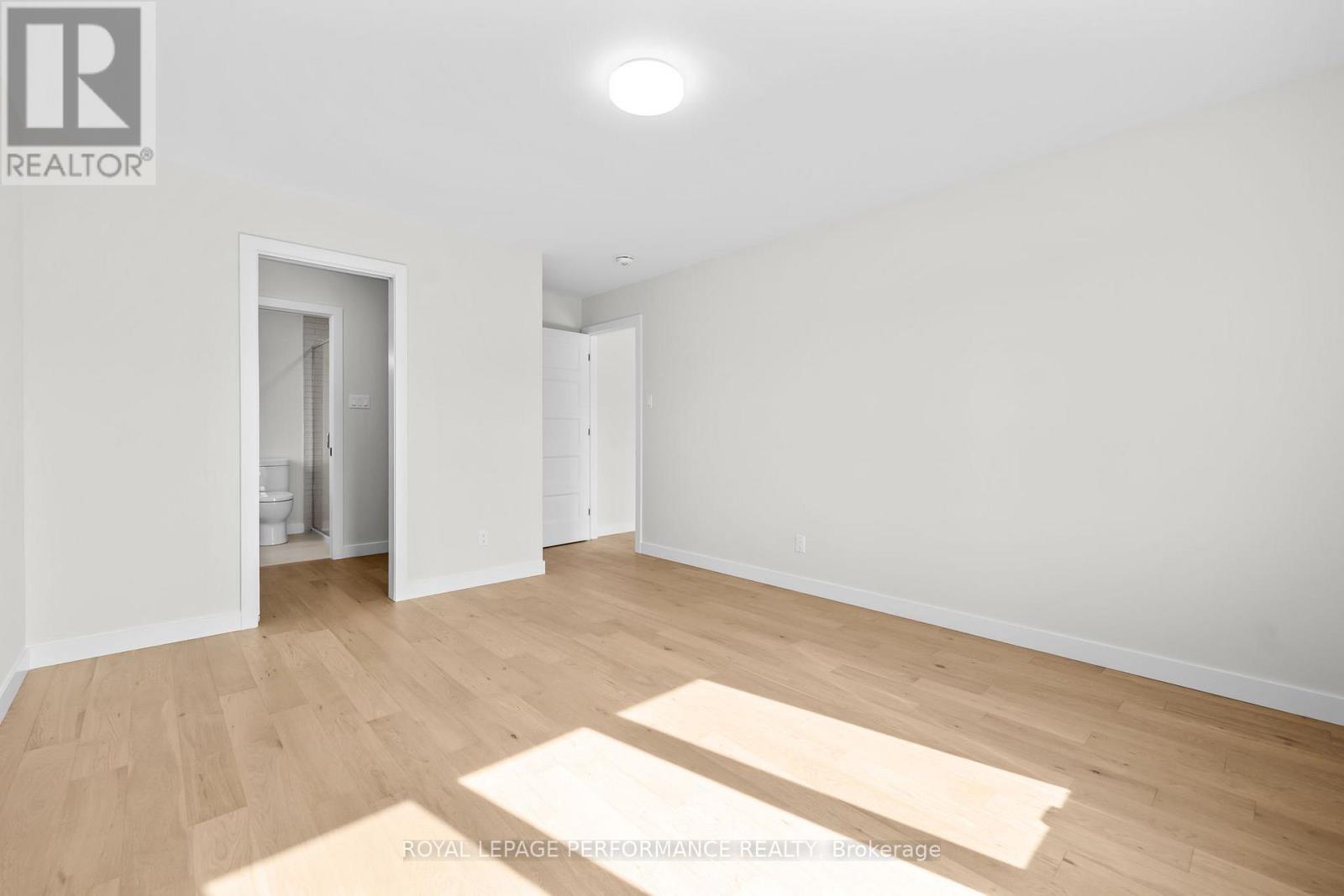 86 MILLE ROCHES ROAD - 19