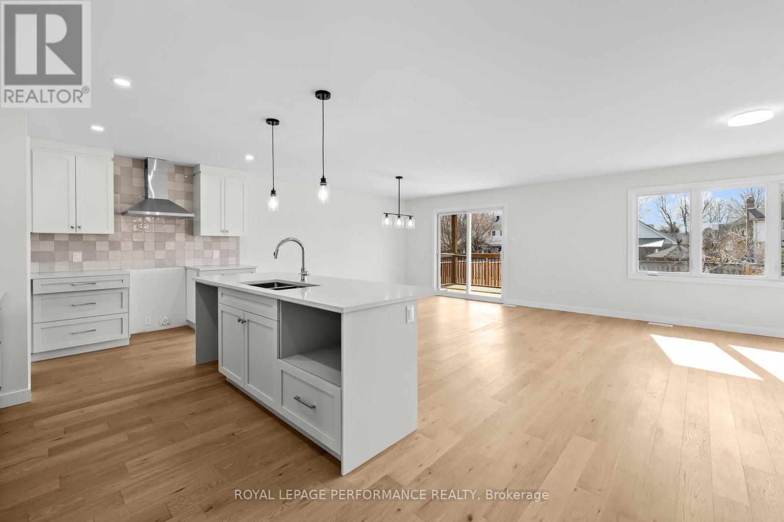 86 MILLE ROCHES ROAD - 8
