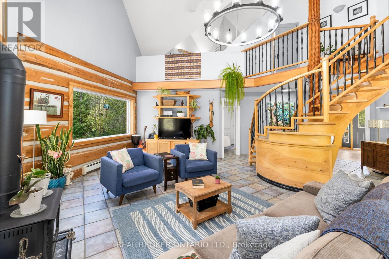 2538 DARLING ROAD - 11