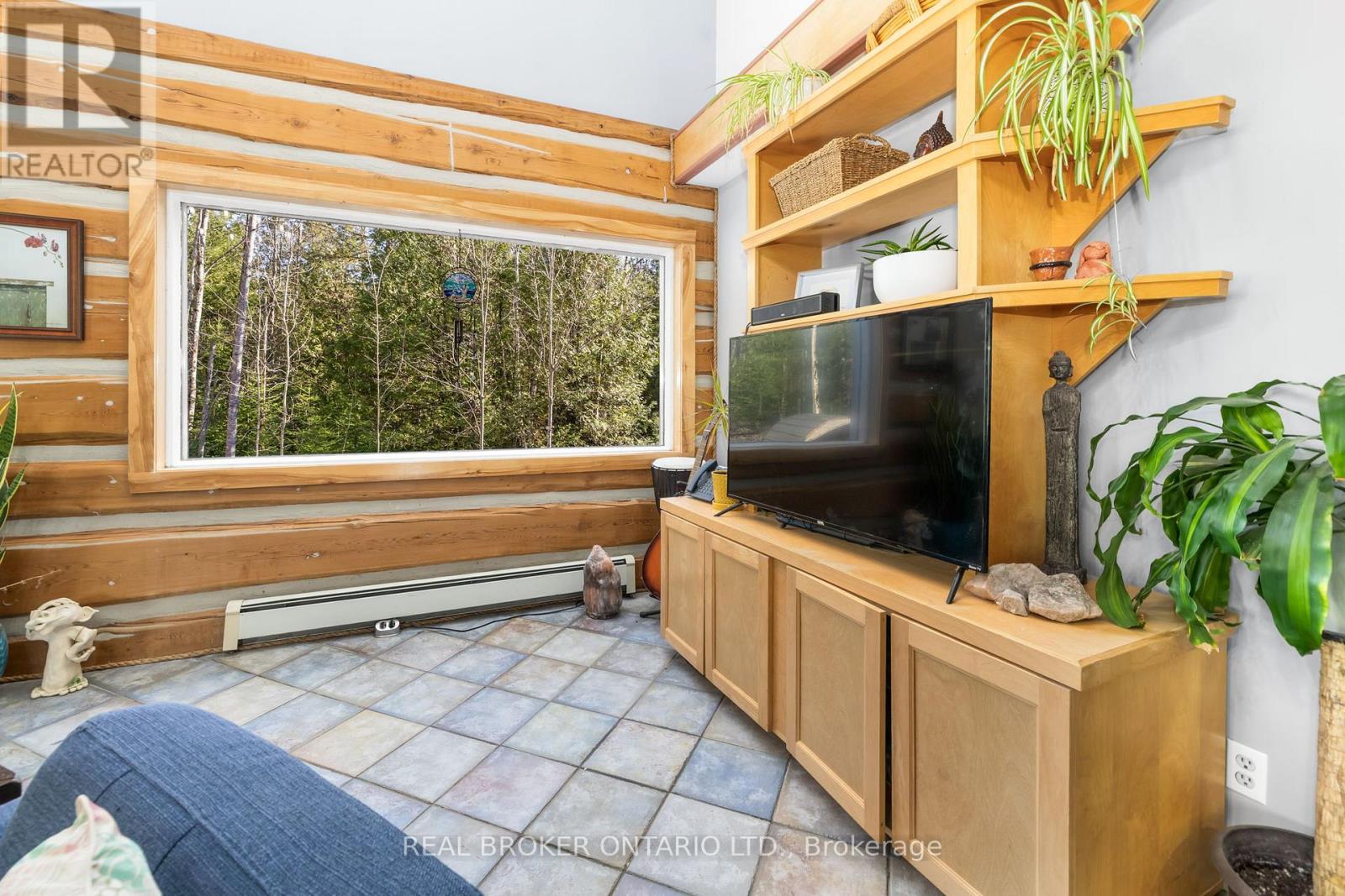 2538 DARLING ROAD - 13