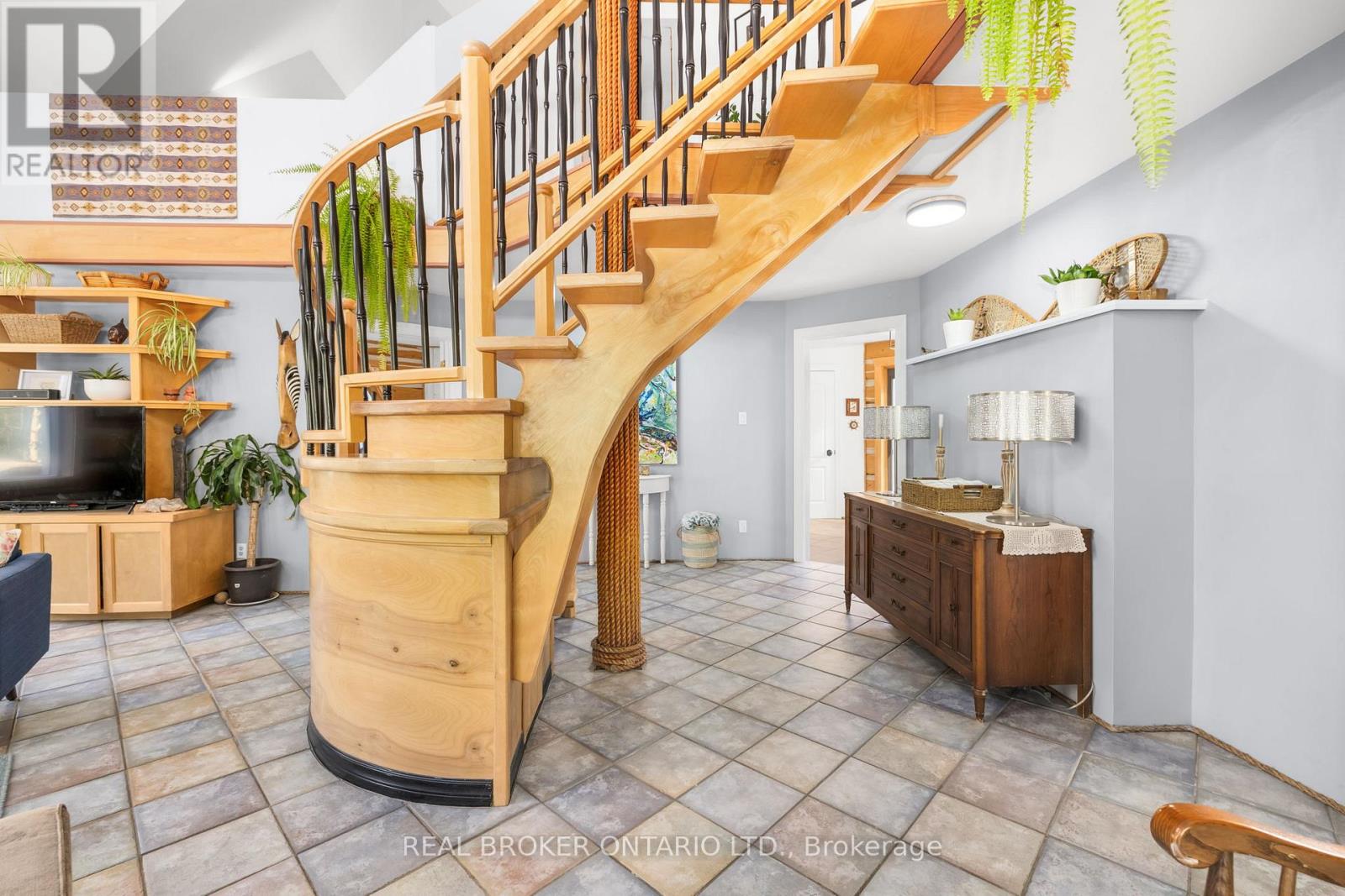2538 DARLING ROAD - 14