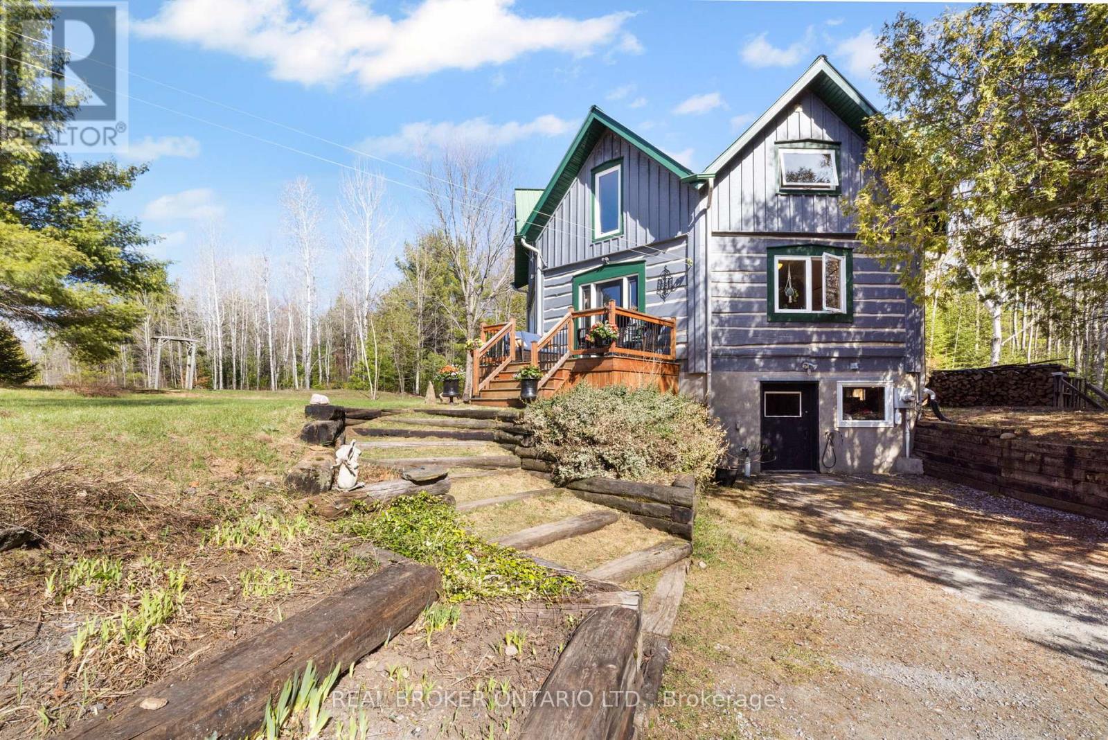 2538 DARLING ROAD - Image 2