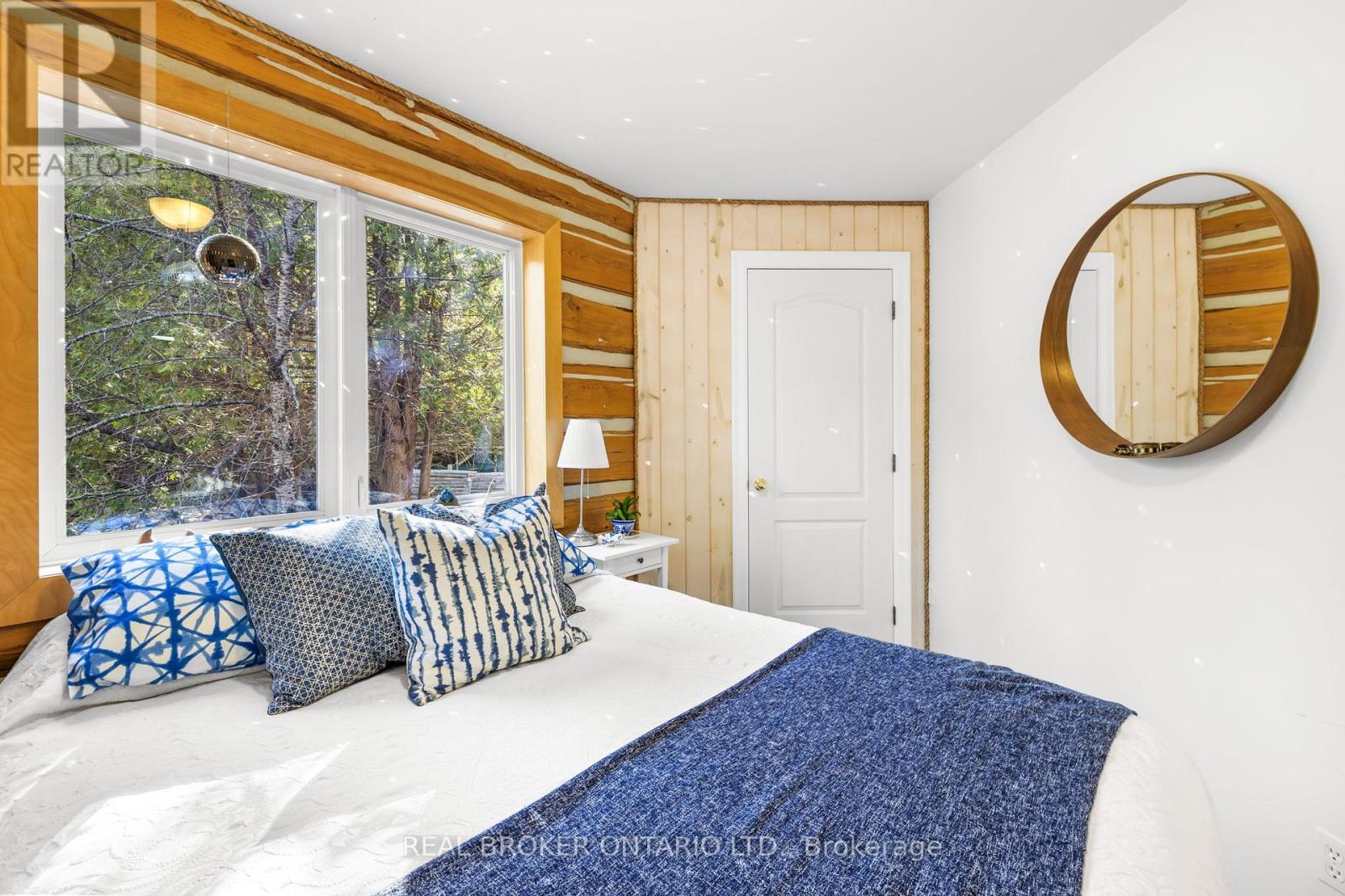 2538 DARLING ROAD - 23