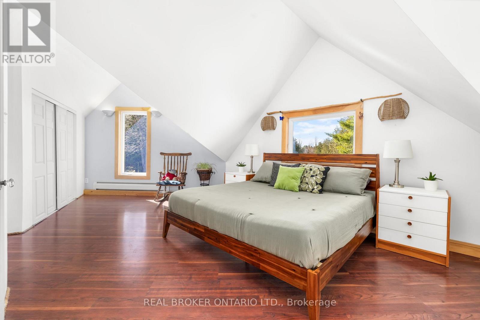 2538 DARLING ROAD - 31