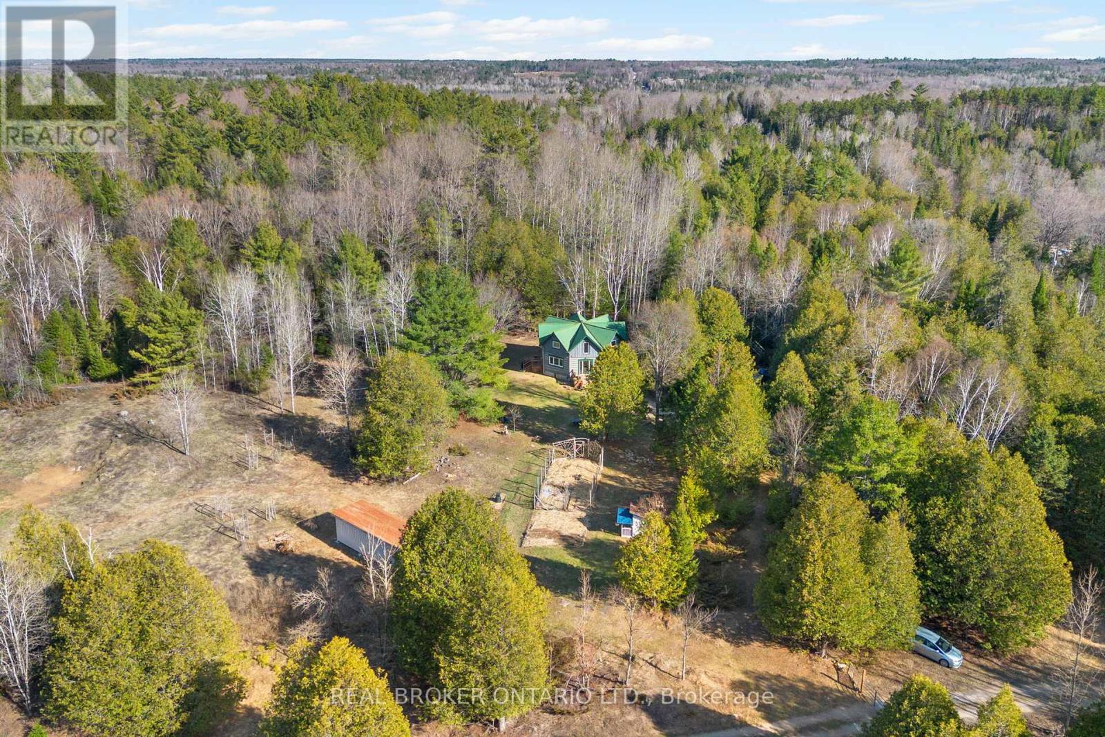 2538 DARLING ROAD - 47